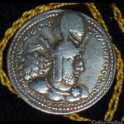 SHAHPUR I - AR DRACHM de 4,40g et 24 mm de diamètre.