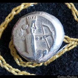 XERXES à DARIUS III - SIGLOS de 5,5g et 13 mm de diamètre