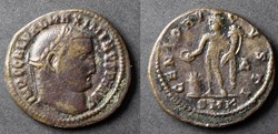Follis de maximin II daïa
