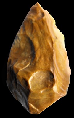 Biface cordiforme (patine de Loire)