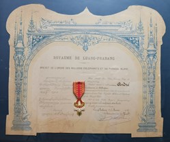 1918 Diplôme et médaille de l'Ordre des Millions d'Eléphants et du Parasol Blanc