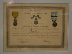 1932 Diplôme et Médaille Militaire