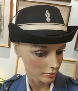 Gendarme féminin
