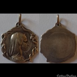 Médaille religieuse .