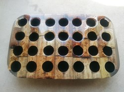 2 plateaux médailliers bouchons/résine