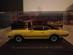 Oldsmobile Cutlass S W-31