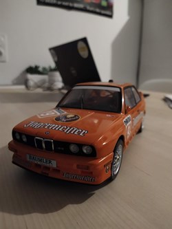 BMW M3 E30 DTM Jägemeister