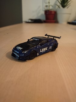 Nissan Skyline GT-R R35 LBWK