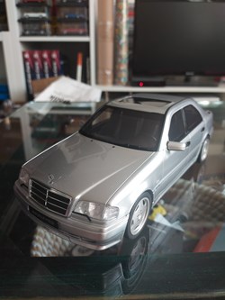 Mercedes-Benz C36 AMG