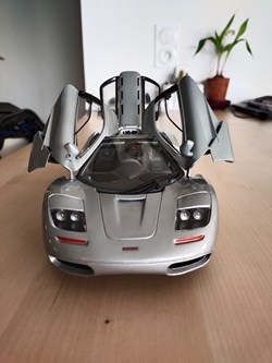McLaren F1