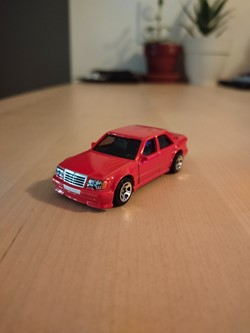 Mercedes E500