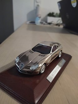 Mercedes-Benz SLR McLaren