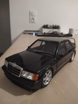 Mercedes-Benz 190E EVO 2