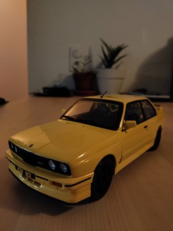 BMW M3 E30 Streetfighter