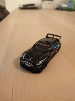 Nissan Skyline GT-R R35 LBWK