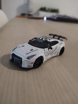 Nissan Skyline GT-R R35 LBWK