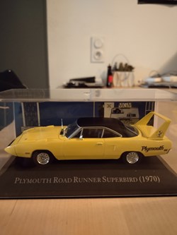 Plymouth Road Runner Superbird