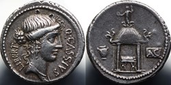 Crawford 428/2, Q.CASSIVS (Q. Cassius Longinus), Denarius, 55 B.C. Rome