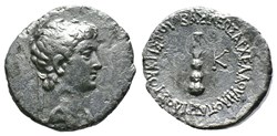 Archelaos Philopatris Ktistes Drachm
