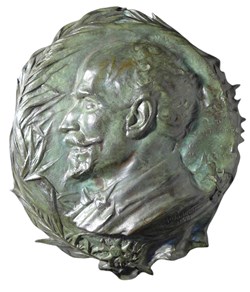 Médaillon du Professeur Léon Tripier par P. Aubert, 1893