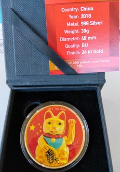 China. 10 Yuan 2018 Silver Panda Lucky Cat Gold Gilded - 30g