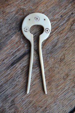 Épingle Azandé 001