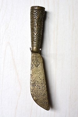 Poids armes Couteau 001
