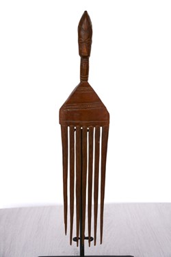 Peine Achanti 001