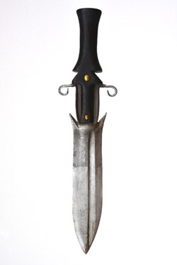 Fang "Ntsakh" 001