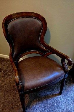 Arm chair