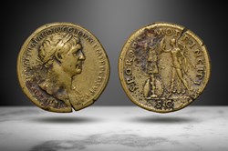 Trajan AE Sestertius (Victory raising trophy, RIC II 523)