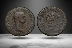 Claudius AE Sestertius (Triumphal Arch, RIC I 114)