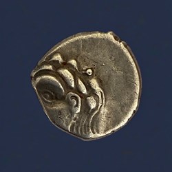 VOLQUES TECTOSAGES (REGION DE TOULOUSE) Drachme " de style hybride entre cubiste et romanisé" S51