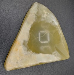 Cendrier en aragonite