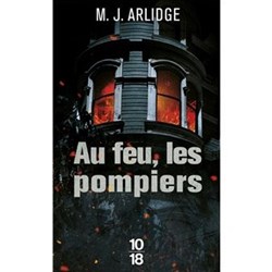 Au feu, les pompiers