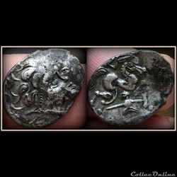 Série 1262 Drachme dérivée "à l'hippophore", variante DT S 3677D