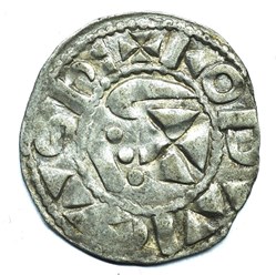 Nivernais Nevers Denier immobilisé au nom de Louis IV d'Outremer