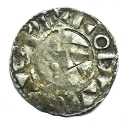 Nivernais Nevers Denier immobilisé au nom de Louis IV d'Outremer