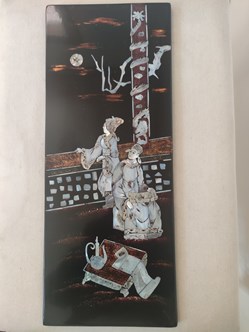 Tableau artisanal laque asiatique et nacre année 1990