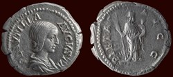 PLAVTILLA AVGVSTA / PIETAS AVGG