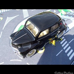 Renault 4CV