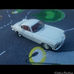 Volvo P1800