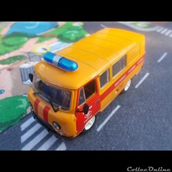 UAZ 3909