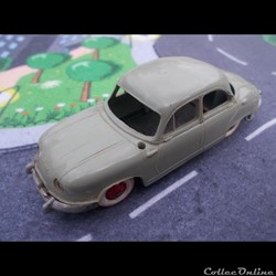 Panhard Dyna