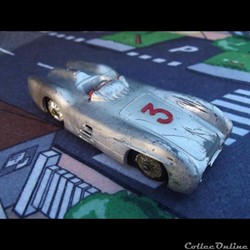 Mercedes-Benz Compétition Numéro 3 Krarl Kling