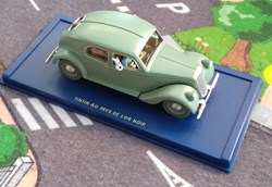 La Lancia Aprilia de l'Emir de Tintin au Pays de l'Or noir