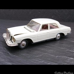 Mercedes-Benz 250 SE