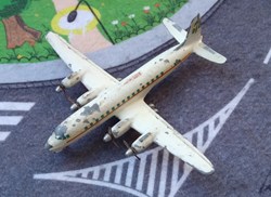 Douglas DC 7