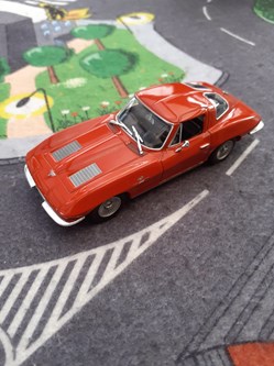 Chevrolet Corvette C2 Sting Ray Coupé