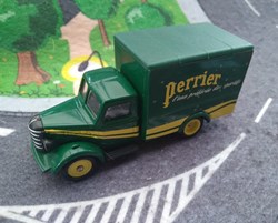 Bedford 30 CWT Truck "Perrier"